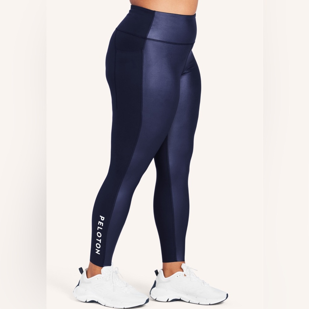 NWOT Peloton Cadent High Rise Pocket Legging - Picture 1 of 4